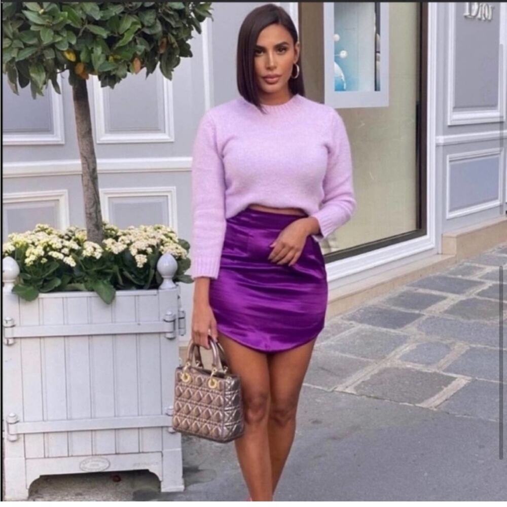 Zara Purple Satin Effect Mini Skirt Size Medium - Picture 4 of 16